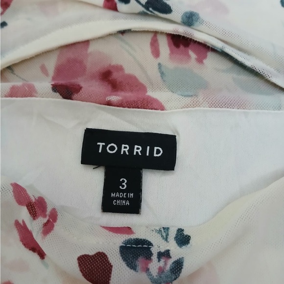 Torrid Dark Indigo Women's Skinny Jeans - Picture 5 of 11